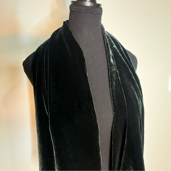 DANIER Black Velvet Scarf Dark Emerald Green Silk Shawl - Picture 7 of 9